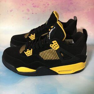 🥺💼 Men Jordan 4 retro thunder